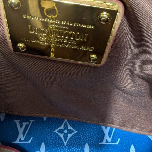 Fashion Top Handle Bag-Stunning High Quality in Gorgeous BLUE! - Picture 6 of 9